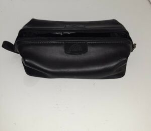 Genuine Dopp Travel Bag Satin Cowhide Black On the Go